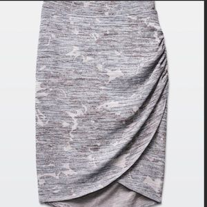 Wilfred Free Faux Wrap Grey Skirt